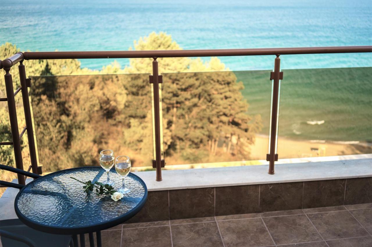 Moreto Seaside אובזור