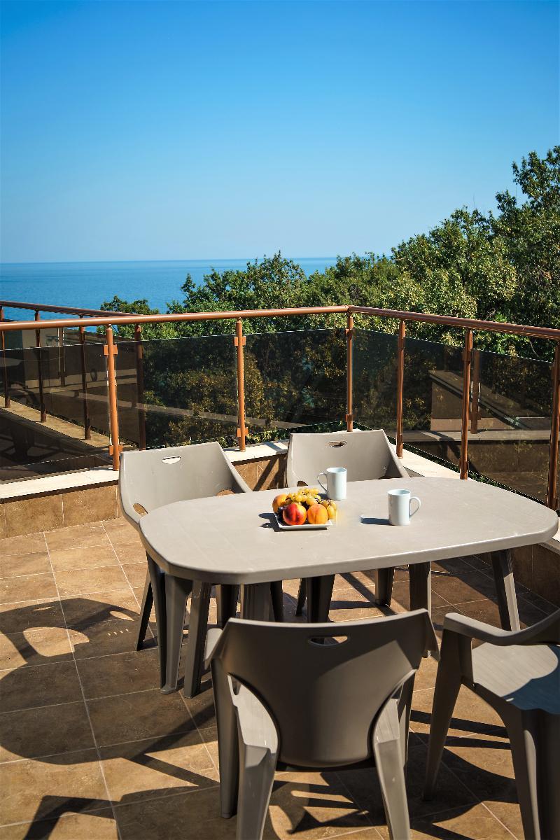 Moreto Seaside מלון דירות 3*